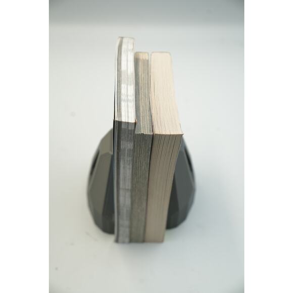 My Hero Academia Manga Lot of 3 Vol 4 + Vigilantes 10 + Ultra Analysis VIZ - Picture 2 of 8